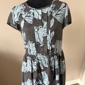 GAP Gray & Blue Floral Short Sleeve PulloverDress w/Pockets XSmall